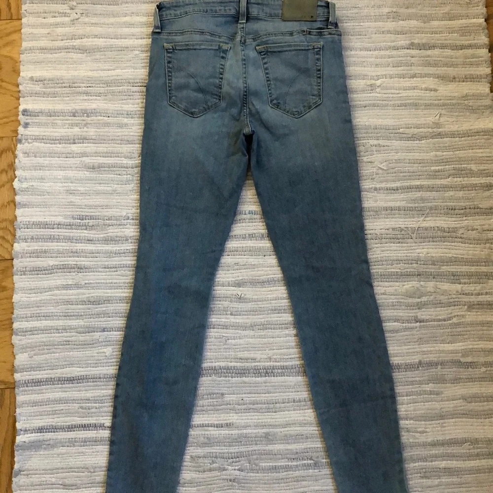 Joe’s Jeans: The Vixen Ankle - Picture 3 of 7